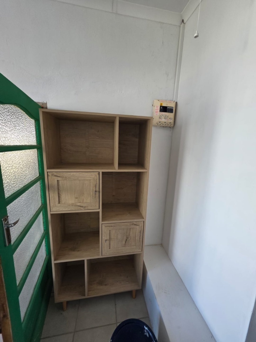 To Let 1 Bedroom Property for Rent in Ferreira Town Eastern Cape